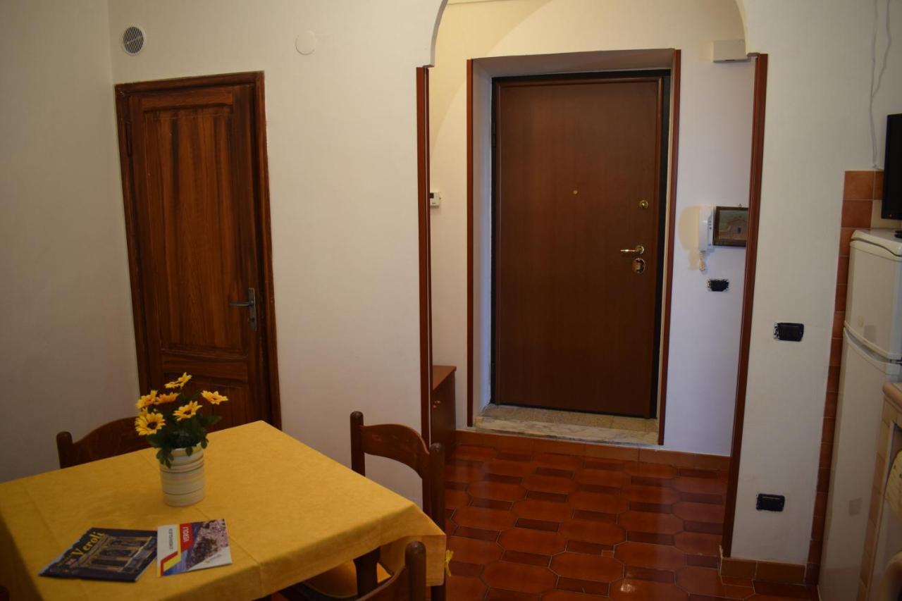 Domus - Casa Vacanza B&B Veroli エクステリア 写真